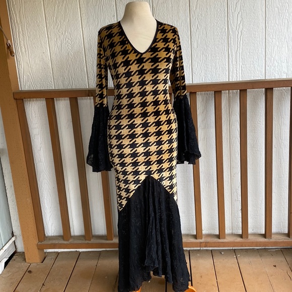 American Vintage Dresses & Skirts - Velvety Black & Tan houndstooth vintage dress with lace details and open back